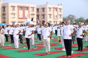 More than 15,000 people joined the ‘Yoga Mahotsav’ in Jaipur