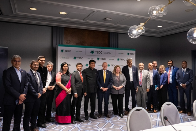 TBDC hosts business  roundtable with Minister Piyush Goyal and Ontario Ministers Fedeli and Thompson