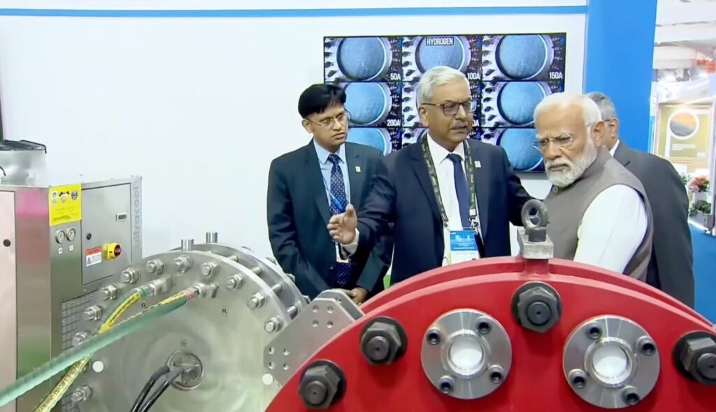 Hon'ble Prime Minister Reviews India's First Indigenous Alkaline Electrolyser by BPCL at India Energy Week 2024 in Goa