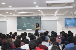 VISION IAS Conducts seminar on UPSC Preperation in Hyderabad