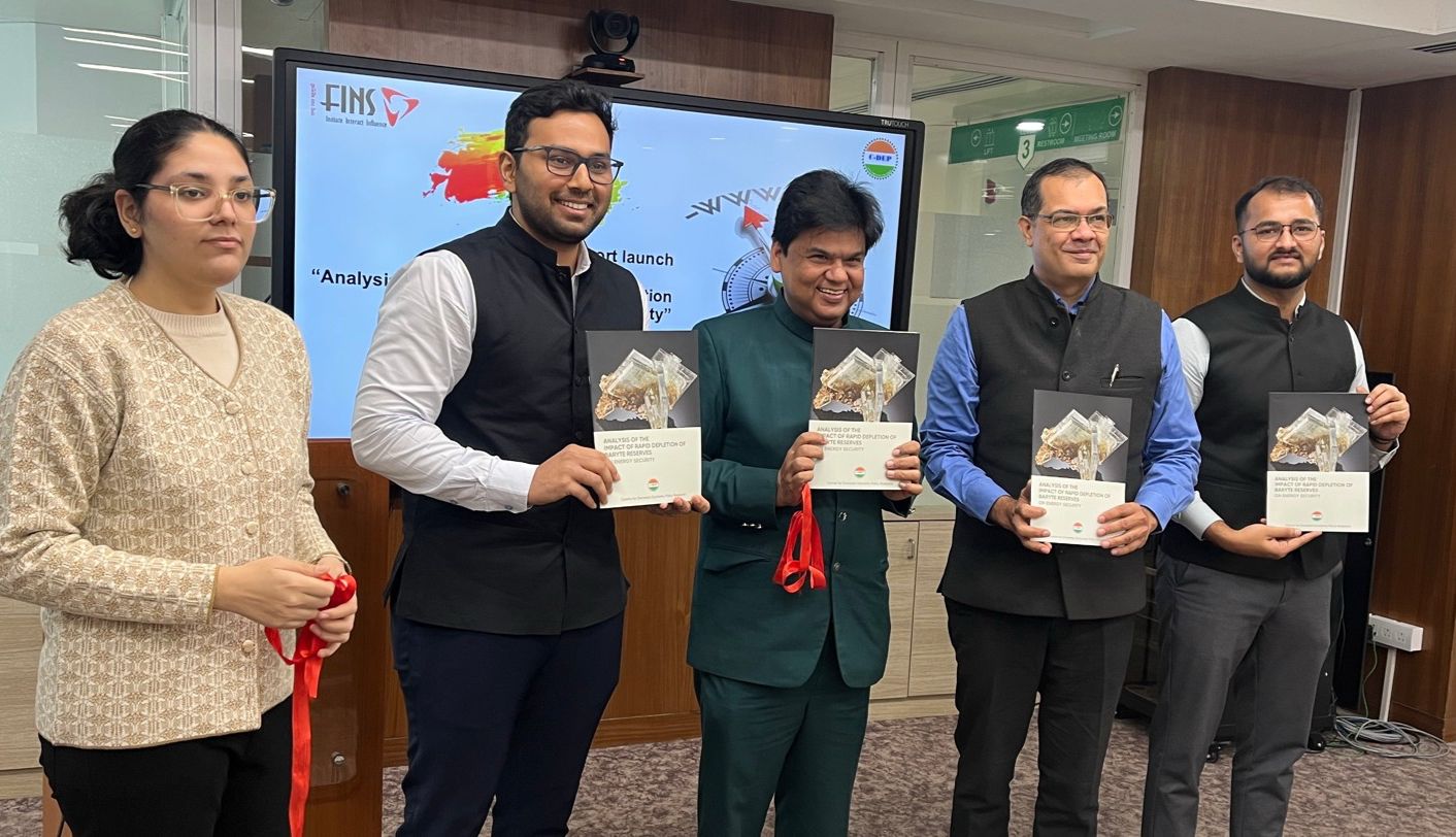 Mr. Jaijit Bhattacharya, President C-DEP, Mr. Praveen Prakash (IAS), along with the C-DEP Team at the Launch of the Report - Analysis of the Impact of Rapid Depletion of Baryte Reserves on Energy Security