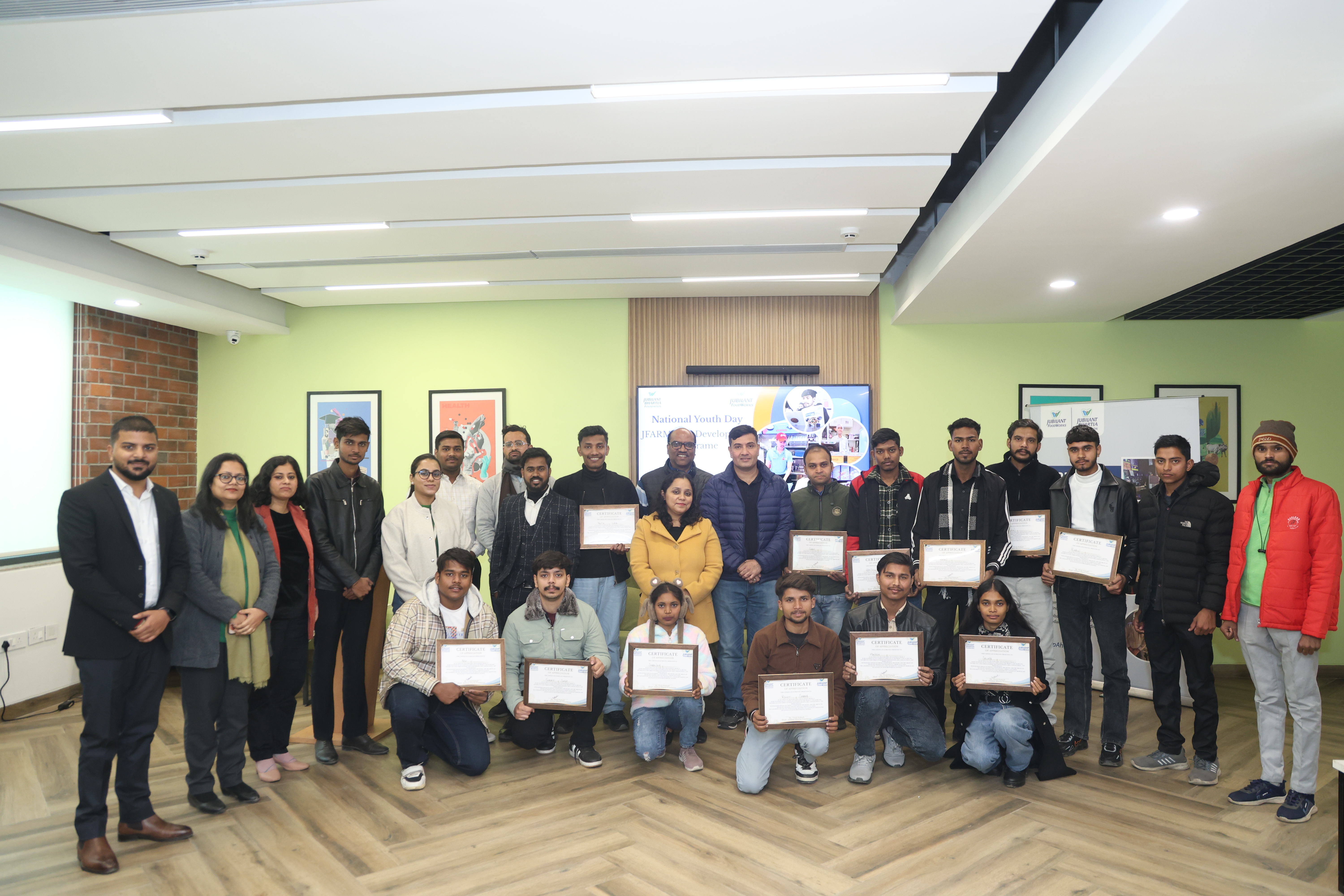 Jubilant Bhartia Foundation and Jubilant FoodWorks Limited skill 5000 youth for careers in QSR industry